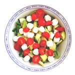 Une bonne salade pleine de bonnes choses pour reprendre des forces! Mon déménagement est épuisant mais tellement excitant! #healthy #salad #yummy #instafood 🍴